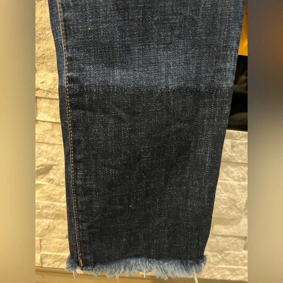 Cabi Women Jeans size 2 Slim Boyfriend cut. - Picture 12 of 13